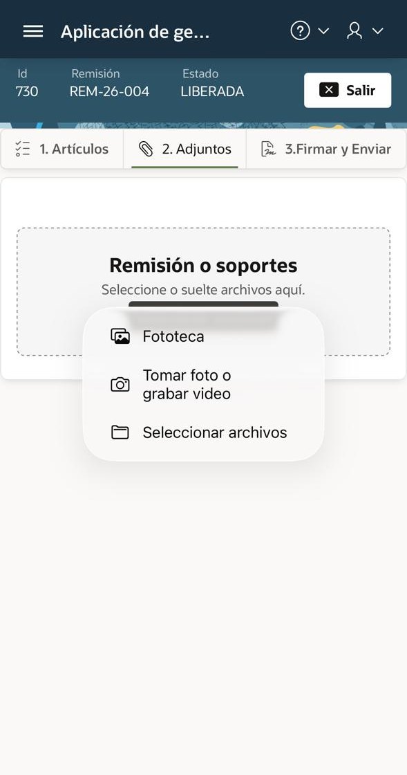 Pantalla para adjuntar soportes: fototeca, cámara o archivos